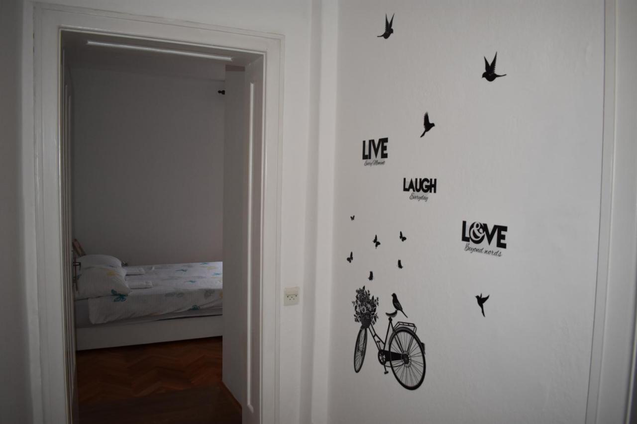 De Lux Apartment & Rooms Emilia Баня-Лука Экстерьер фото