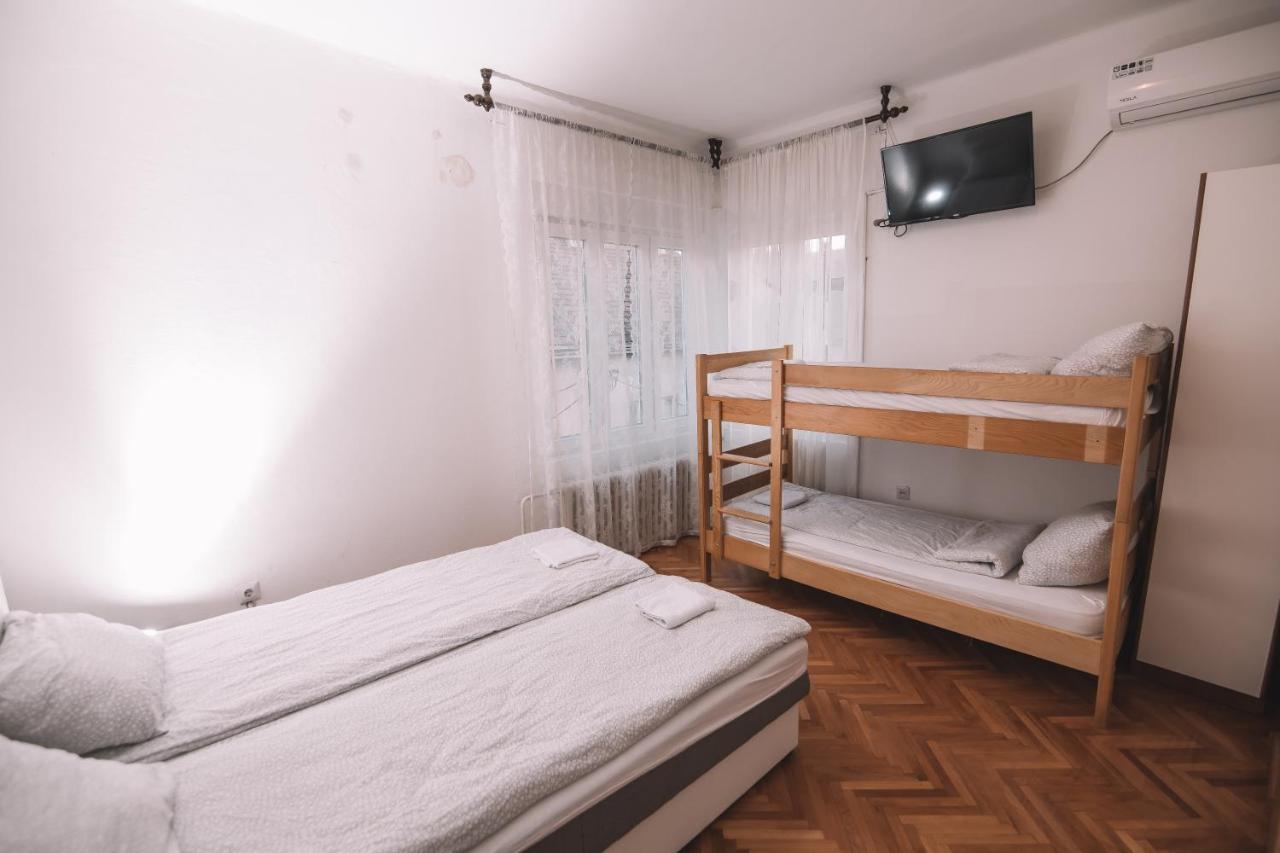 De Lux Apartment & Rooms Emilia Баня-Лука Экстерьер фото